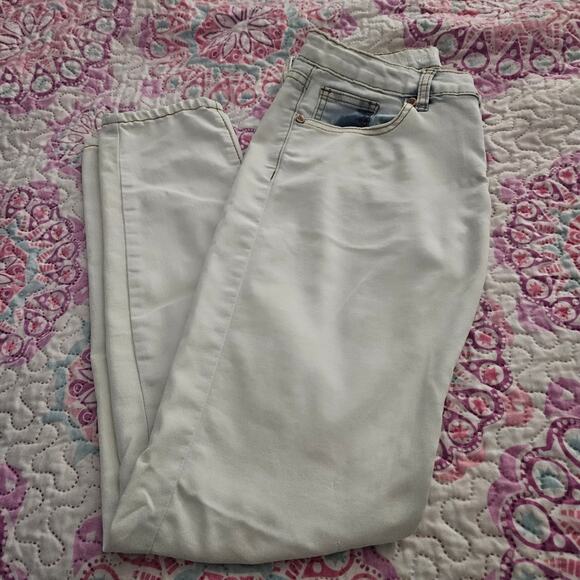 Women's V.I.P. Light Washed Jean's Size 5/6 - Picture 8 of 8